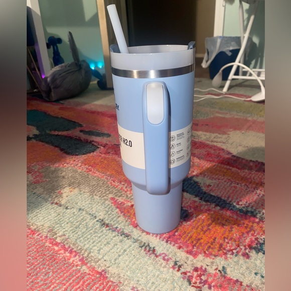 Stanley - Picture 2 of 5